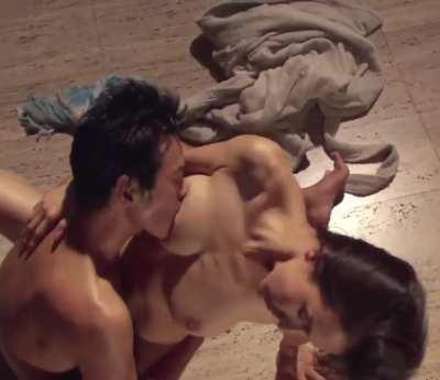 Aya Sugimoto - Squeezing them hard in 'Flower and Snake'