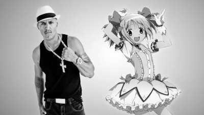 Essa musica da Madoka Magica ta meio diferente