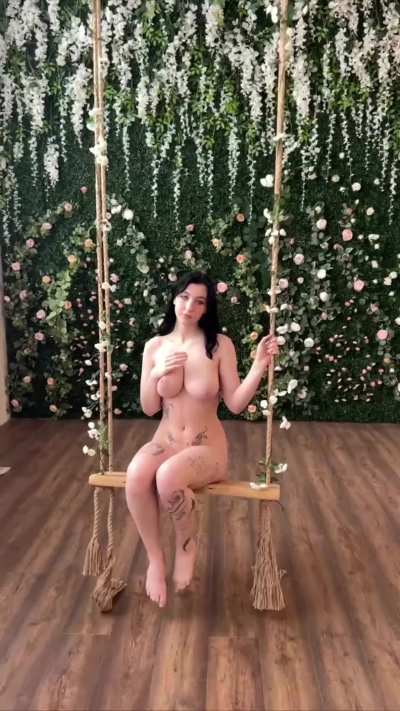 Check the comments 👇🏻if you want to message me❤️ and see more hot and dirty😈 content that I will make especially for you😏👅