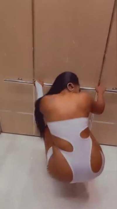 That bend 😍😍😈 pt 3-3