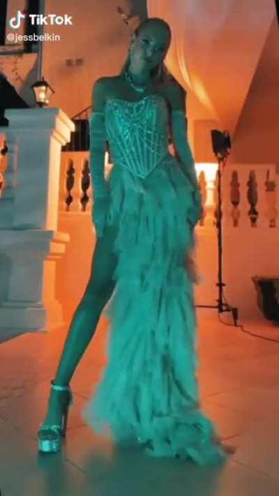 Jessica Belkin - TikTok Oct 21, 2022