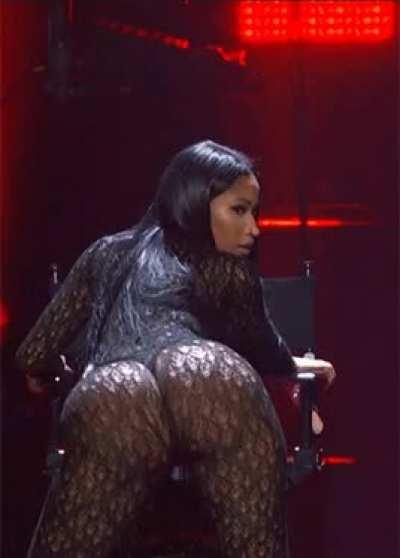 DM Dick Pics For Mommy's Pleasure