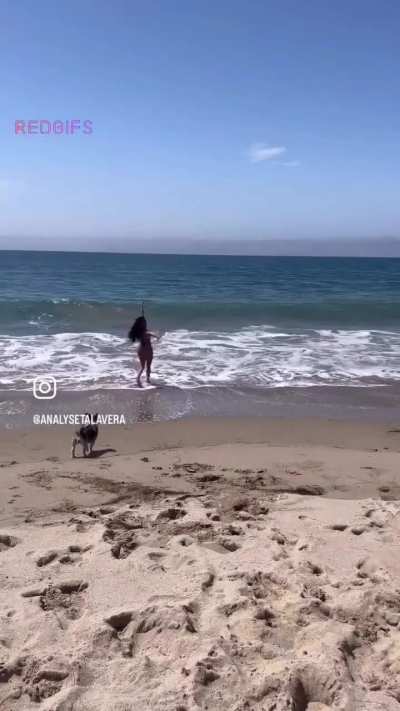 Analyse (BB21) at the beach