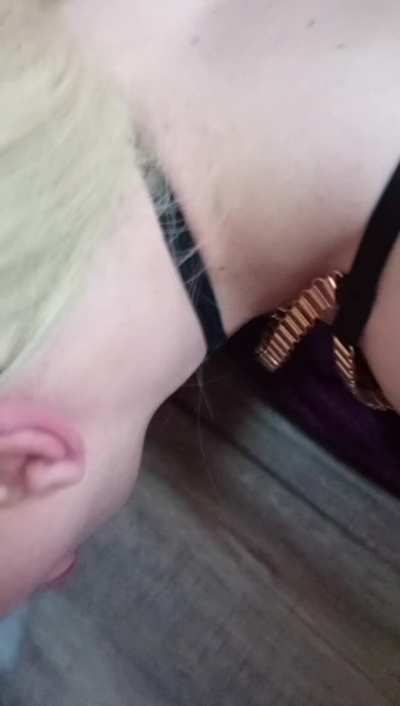 Als Sissy habe ich gelernt immer hinter mir sauber zu machen 😌