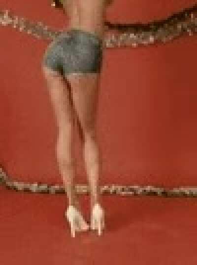 Sexy back, yeah!! To have her turn around so you can coat her front in cum.