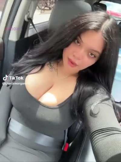 @gloriamorgannn A tiktok Darling.