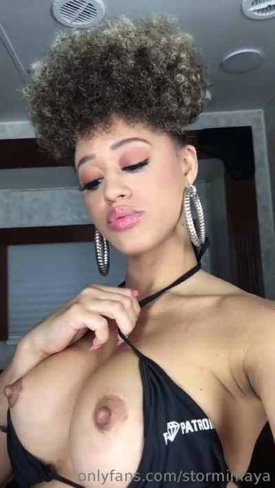 Tootsie Rolls👅👅👅