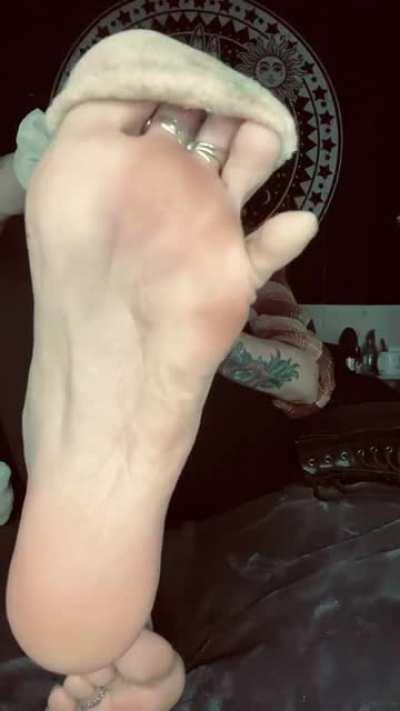 So smelly 👃🏼🦶🏼