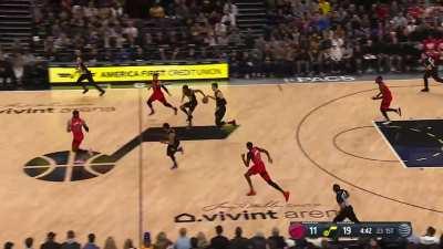 [Highlight] Walker Kessler gets his 100th career block & dunks it on the other end