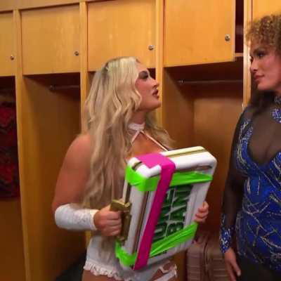 Tiffy at SmackDown TONIGHT!