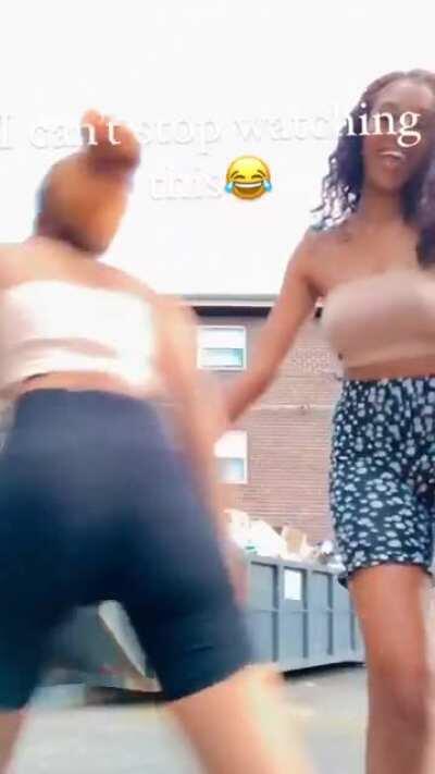 My God... The things I wanna do to her yo