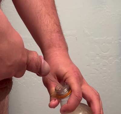 (28) Unloading a full Liter, of my golden brew😮‍💨