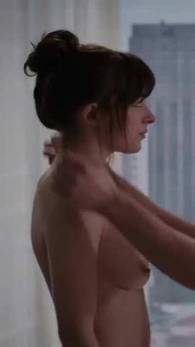 Dakota Johnson amazing tits