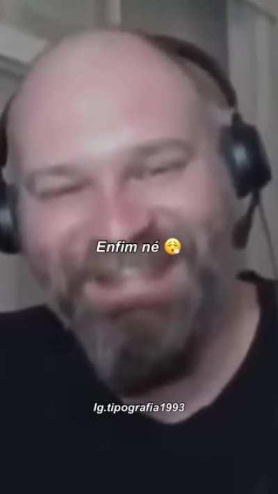 Esse video me quebra nao importa quantas vezes assista