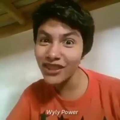 Doblaje latinoamericano be like