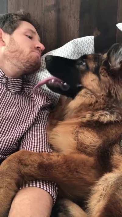 You kiss, I'll kiss you back