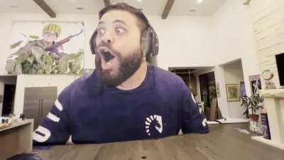 I made a giant cutout of hungrybox in my living