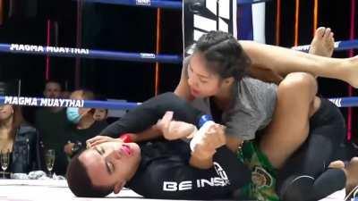 Male Vs Female BJJ - Prapassorn Thunyawanich