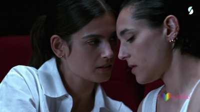 Alma Jodorowsky & Jehnny Beth - 