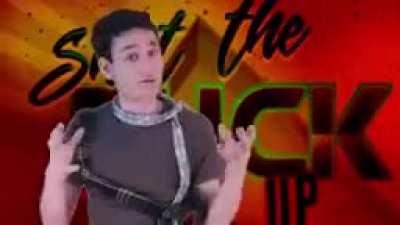 Όταν ο μαλάκας της τάξης είναι έτοιμος να πει στο καθηγητή τι είχαμε για το σπίτι