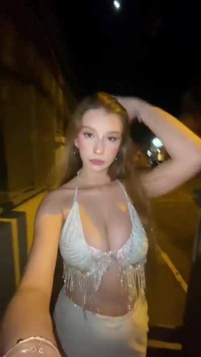 Bianca Silva (@biasilvaz)