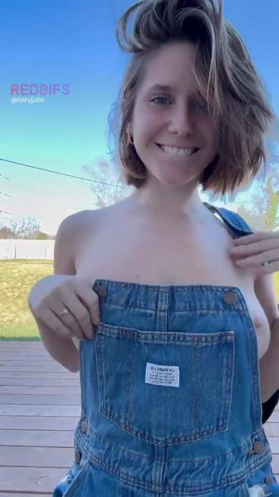 May your new year be filled with lots of natural titties! 