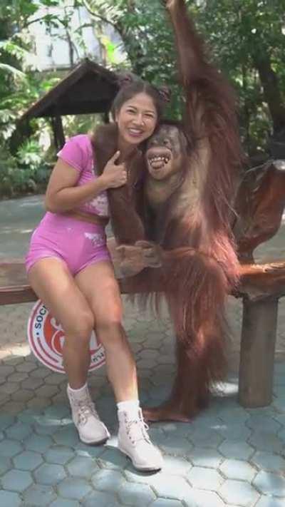 Awesome video made me smile ! End is amazing