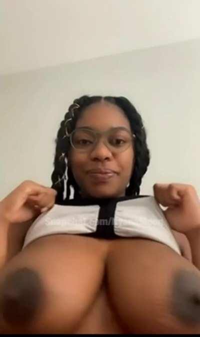 Should I post more ? 😊 be honest