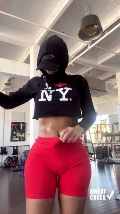 Saweetie cameltoe and huge ass