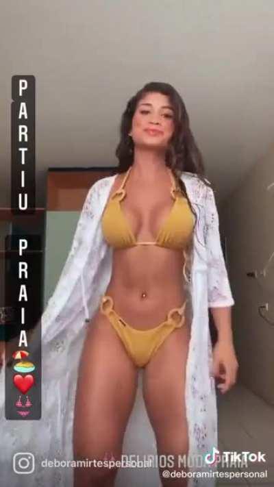 Débora Mirtes (@deboramirtespersonal)