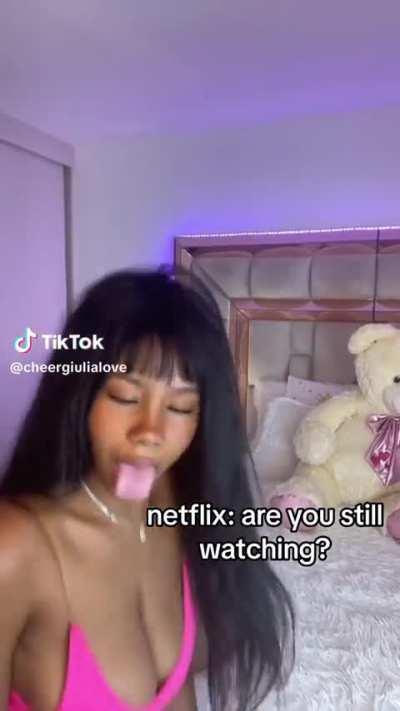 God damn the bounce on her