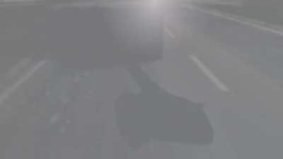 Flashlight pops out of existence after a few meters