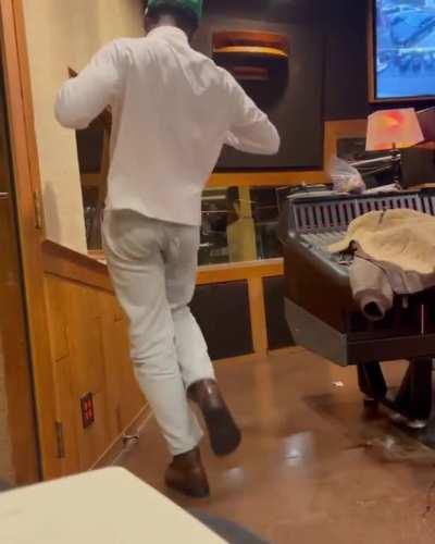 Me streaming BOYFRIEND/GIRLFRIEND 10 times in a row