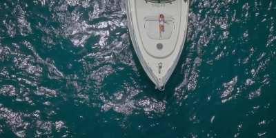 Juana Acosta 'masturbates' on the boat - Medusa Season 1 (2025)