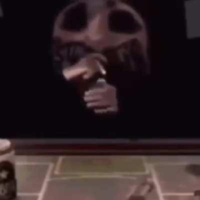 Can anyone turn this video into a gif?