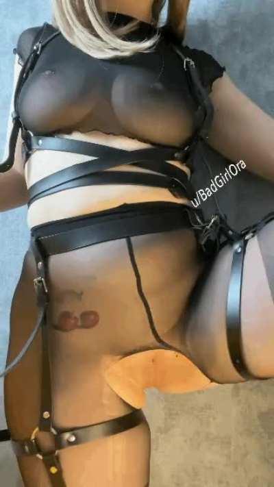 For juicy pussy eaters [f]