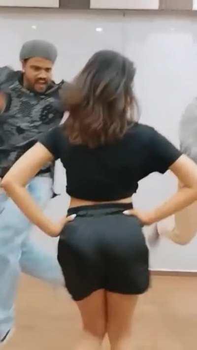 Shirley Setia Ass