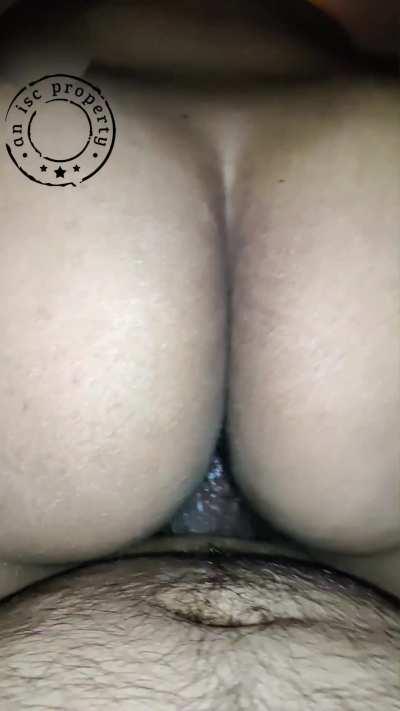 How's her jiggle [M][F]