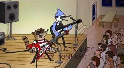 Yıllar geçmesine rağmen hala ara sıra dinlerim gerçekten efsaneler eskimez .