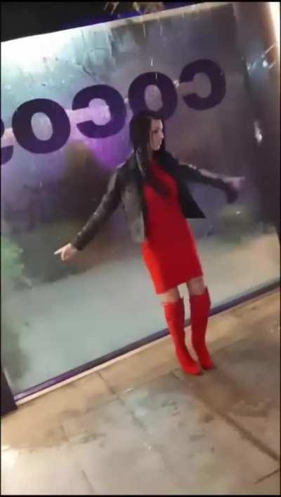 HMC while I walk on this runway