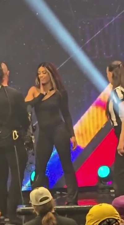 Mercedes on Dynamite 05-07-25