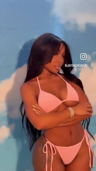 Jayda Wayda 🎂 🍑