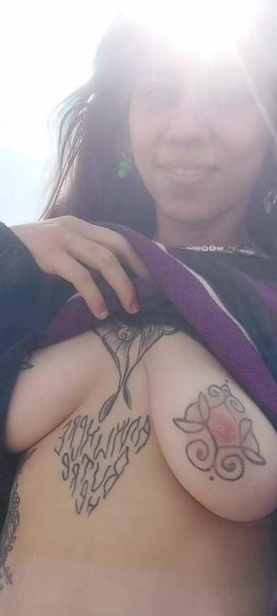 I love to flash in the streets, its so funny to me