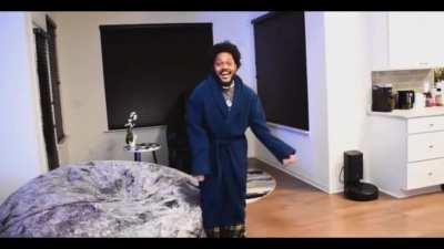 So I managed to sync the dance and the words with the song..