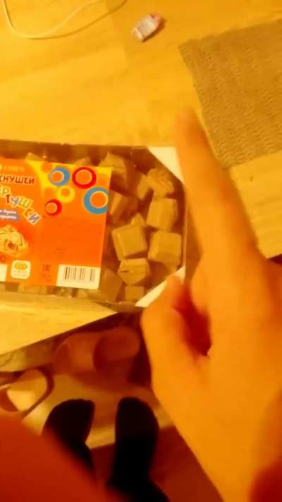  Don't pay attention to color of a video