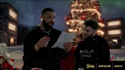 Drake almost reads out Fuck Kendrick while reading a giveaway winner's letter 😂😂