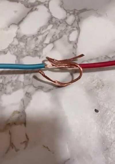 Connecting wires, the simple way.