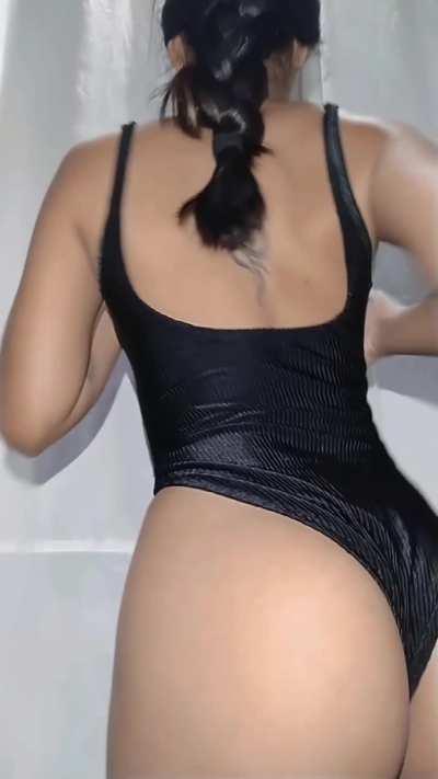 react and I may sit on your face