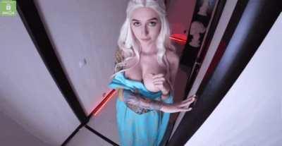 Daenerys Targaryen from Game of Thrones by Purple Bitch