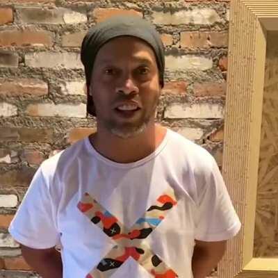 Rei Cezar 🦍👑 (muca ta fechado com o bruxo agr é só passaporte falso para os subs)